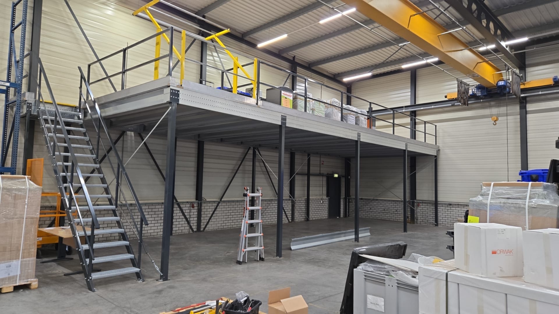 Profima - Entresolvloeren & Magazijninrichting | 25+ Jaar Ervaring